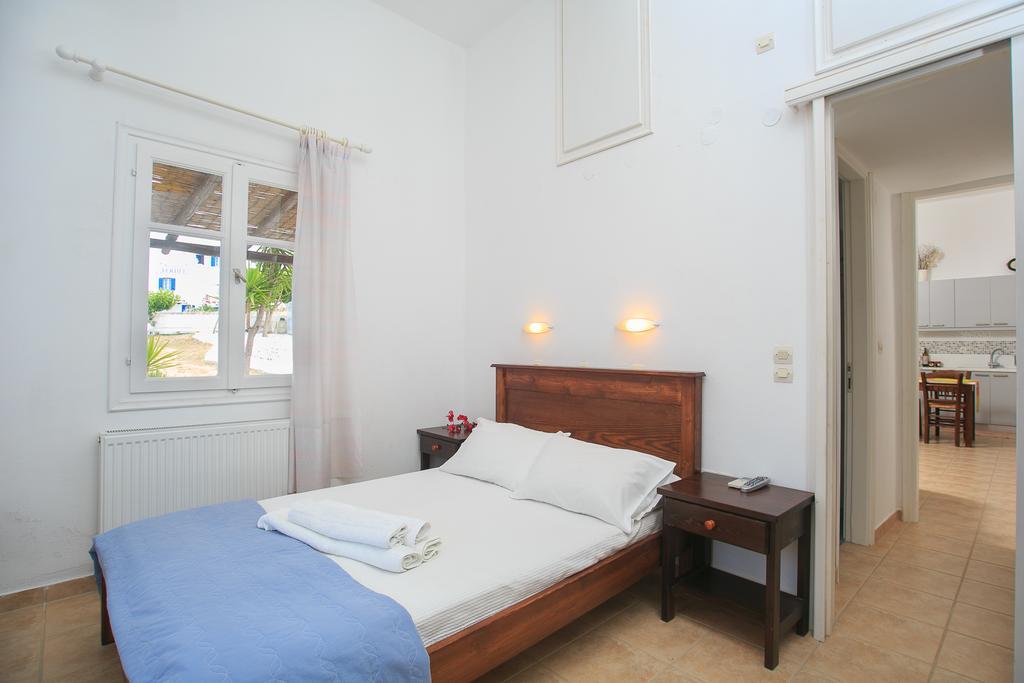Paros Rita Studios Piso Livadi Room photo